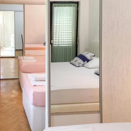 Apartment Lovely In With House A Panoramic View Mali Losinj